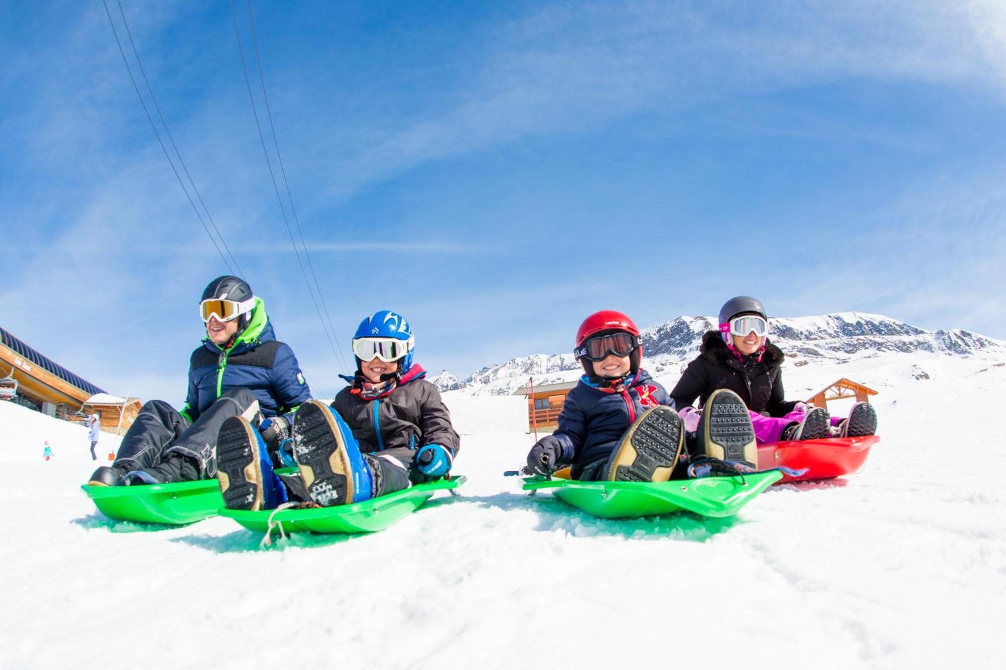 Chalet Alpe D'Huez 1850-Sea And Mountain Pleasure Avec 2 Appartements- 1 Appartement 3 Chambres 8 Couchages - 3 Salles D'Eau Et 1 Appartement 5 Chambres 12 Couchages 5 Salles D'Eau - Jacuzzi Et Sauna -Pieds Des Pistes Et Centre Ngoại thất bức ảnh